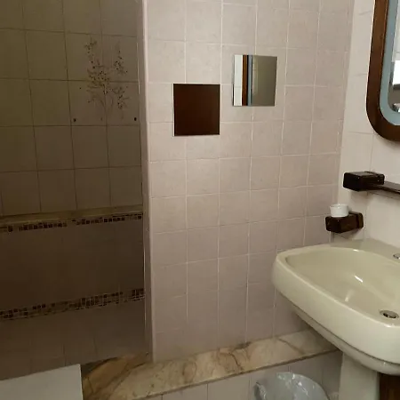 Konukevi Paste&cannola Lampedusa